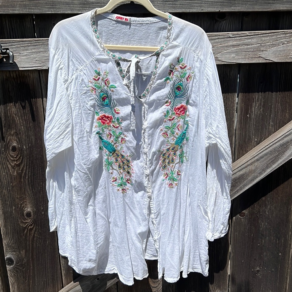 Johnny Was white peacock embroidered peasant top